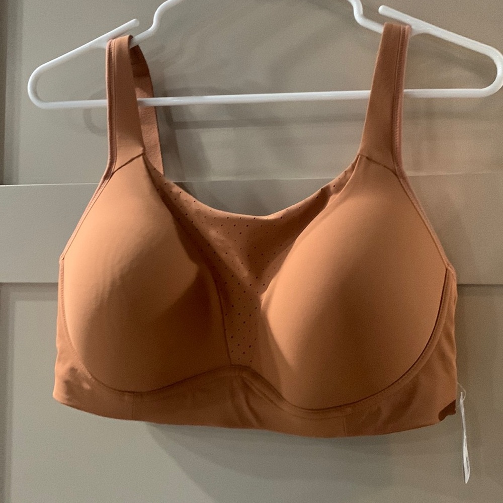 LuLuLemon Run times sports bra size 36DD
